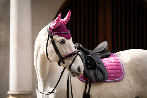 "Manchester" nyeregalátét