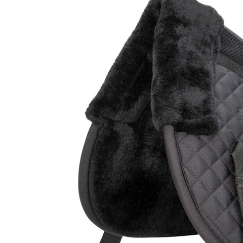 "Fully" szőrmés nyeregemelő