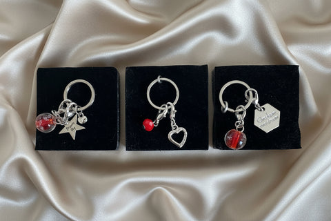 Kantárra akasztható charm