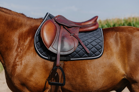 "Velours" nyeregalátét