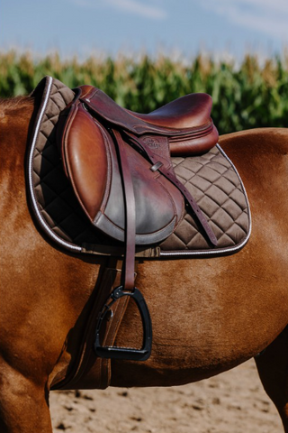 "Velours" nyeregalátét