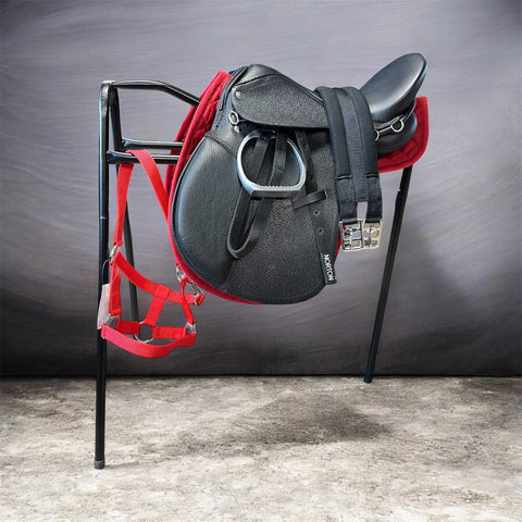 Júlia bőrnyereg-szett kispóniknak, ajándék kötőfékkel