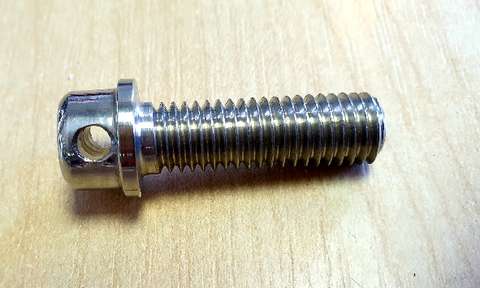 Végcsavar rozsdamentes acélból